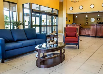 Comfort Inn & Suites Franklin East hotel thumbnail 6