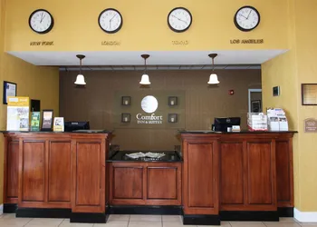 Comfort Inn & Suites Franklin East hotel thumbnail 7
