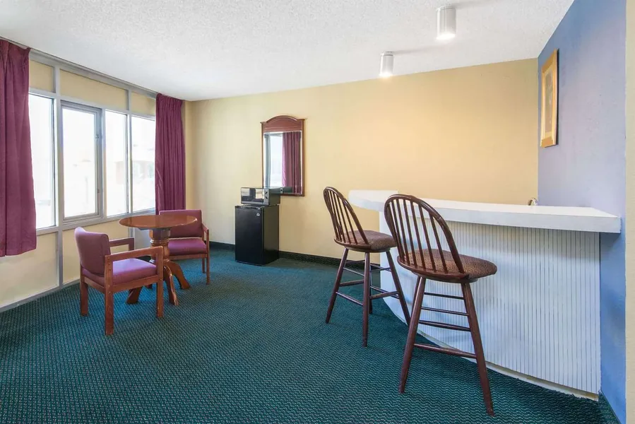 Blue Way Inn & Suites Wichita East hotel detail image 2