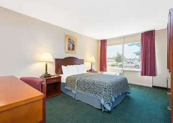 Blue Way Inn & Suites Wichita East hotel thumbnail 8
