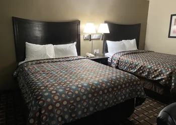 Executive Inn hotel thumbnail 3