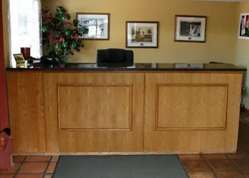 High Chaparral Inn hotel thumbnail 2