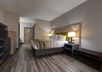 Country Inn & Suites by Radisson, Pierre, SD hotel thumbnail 4