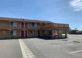 Drift Inn hotel thumbnail 2