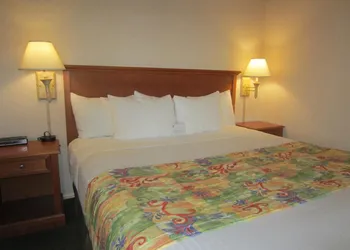 Old Town Inn hotel thumbnail 8