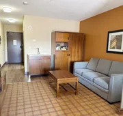 Four Points By Sheraton Edmonton Gateway hotel detail image 7