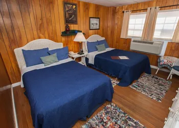 Seminole Inn hotel thumbnail 2