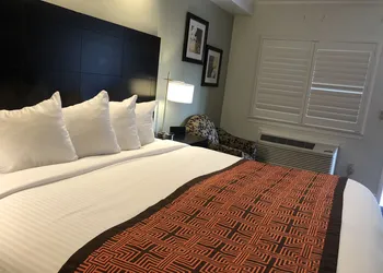 Seaside Inn hotel thumbnail 7