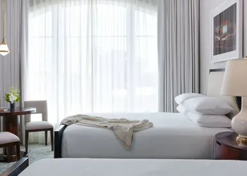 The Spectator Hotel hotel thumbnail 2