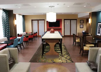 Hampton Inn Austin/Oak Hill hotel thumbnail 2