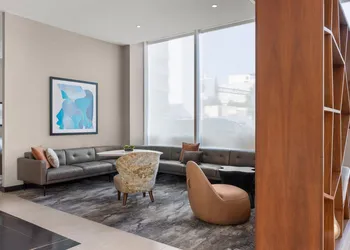 Residence Inn New York The Bronx At Metro Center Atrium hotel thumbnail 4