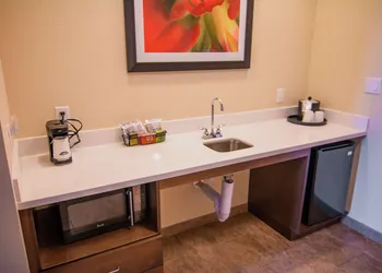Hampton Inn & Suites Dallas/Frisco North-FieldhouseUSA hotel thumbnail 8