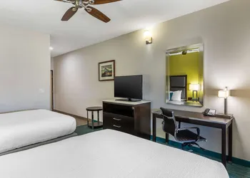 Best Western Plus Taft Inn hotel thumbnail 6
