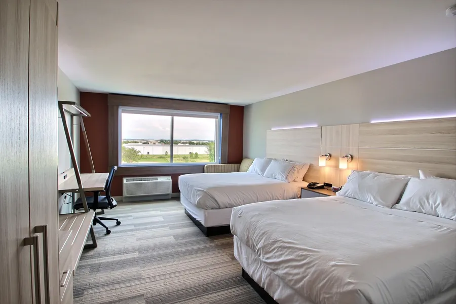 Holiday Inn Express & Suites Fond Du Lac by IHG hotel detail image 2