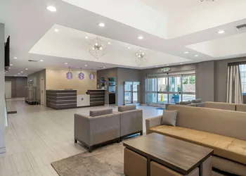 Best Western Plus Gardena Inn & Suites hotel thumbnail 2