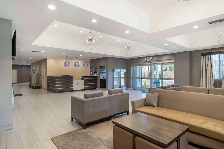 Best Western Plus Gardena Inn & Suites hotel detail image 2