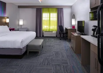 Holiday Inn Express & Suites Shippensburg by IHG hotel thumbnail 8