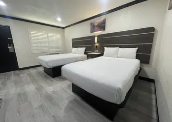 Escondido Lodge hotel thumbnail 5