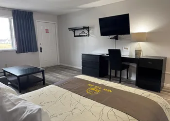 New Age Inn - Voyageur Motel hotel thumbnail 8