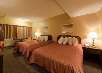 Travelodge by Wyndham Winnipeg Airport West hotel thumbnail 8