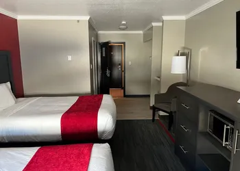 Yukon Inn hotel thumbnail 5