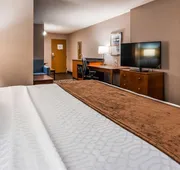Best Western Plus Blaine at the National Sports Center hotel detail image 5