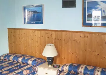 Rosecourt Motel hotel thumbnail 3