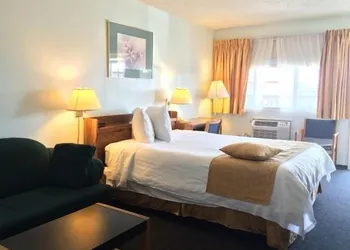 Circle 5 Motel hotel thumbnail 2
