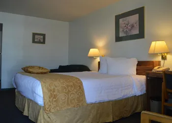 Circle 5 Motel hotel thumbnail 7