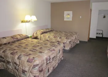 Chinook Motel hotel thumbnail 4