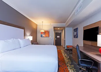Holiday Inn Houston NE - Bush Airport Area by IHG hotel thumbnail 5