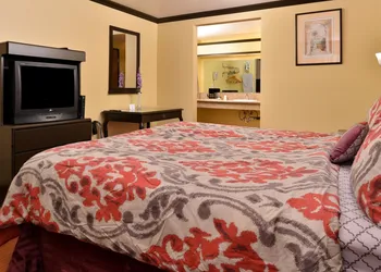 Americas Best Value Inn Pasadena Arcadia hotel thumbnail 8