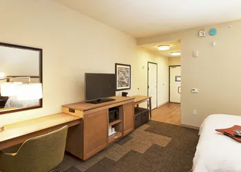 Hampton Inn Hibbing hotel thumbnail 8