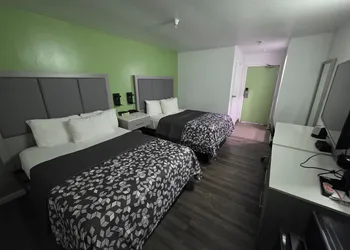The Aqua Pacific Hotel hotel thumbnail 5