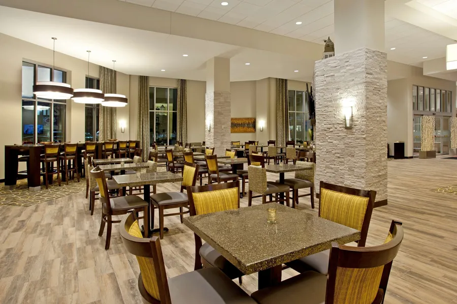 Hampton Inn & Suites Minneapolis / Downtown hotel detail image 2