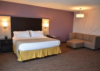 Holiday Inn Express Cheektowaga North East by IHG hotel thumbnail 4