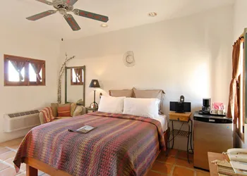 Borrego Valley Inn hotel thumbnail 4