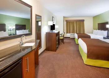 AmericInn by Wyndham Hartford SD hotel thumbnail 8