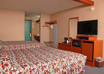 Redmond Inn hotel thumbnail 3
