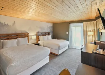 Tremont Lodge & Resort hotel thumbnail 3
