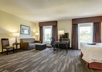 Hampton Inn Poplar Bluff hotel thumbnail 5