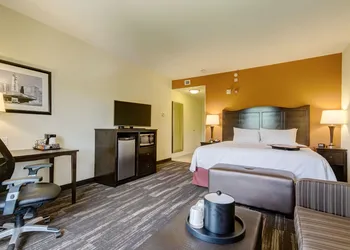 Hampton Inn Poplar Bluff hotel thumbnail 8