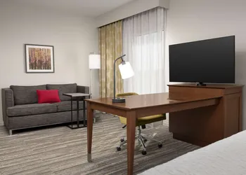 Hampton Inn & Suites Orangeburg hotel thumbnail 3