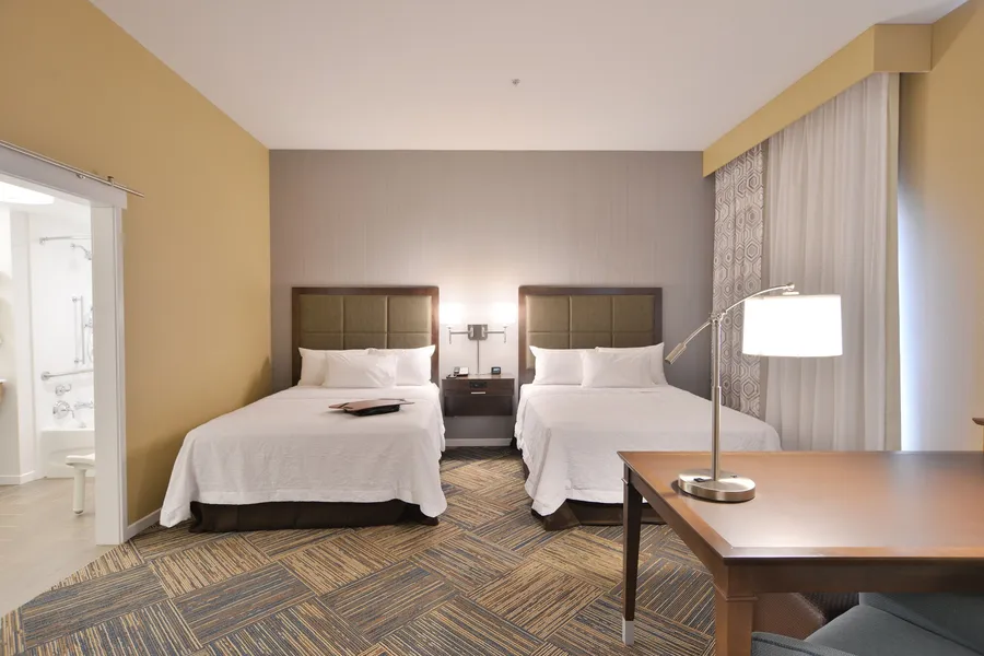 Hampton Inn & Suites Chippewa Falls hotel detail image 6