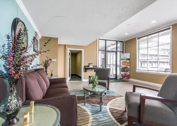 Quality Inn Downtown Historic District hotel thumbnail 4
