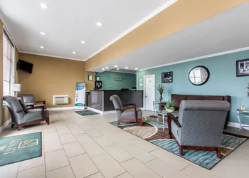 Quality Inn Downtown Historic District hotel thumbnail 5