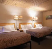 EasyStay Inn & Suites Fernie hotel detail image 4