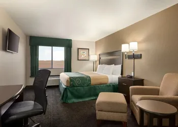 Baymont by Wyndham Glendive hotel thumbnail 8