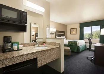 Travelodge by Wyndham Brunswick near Frederick hotel thumbnail 2