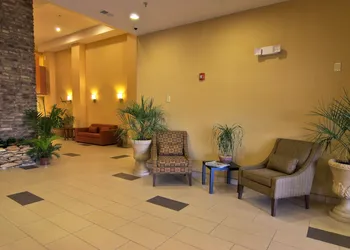 Comfort Inn & Suites Statesville - Mooresville hotel thumbnail 4